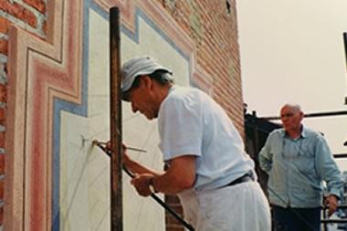 Restoration of the sundial on Cherasco's Civic Tower